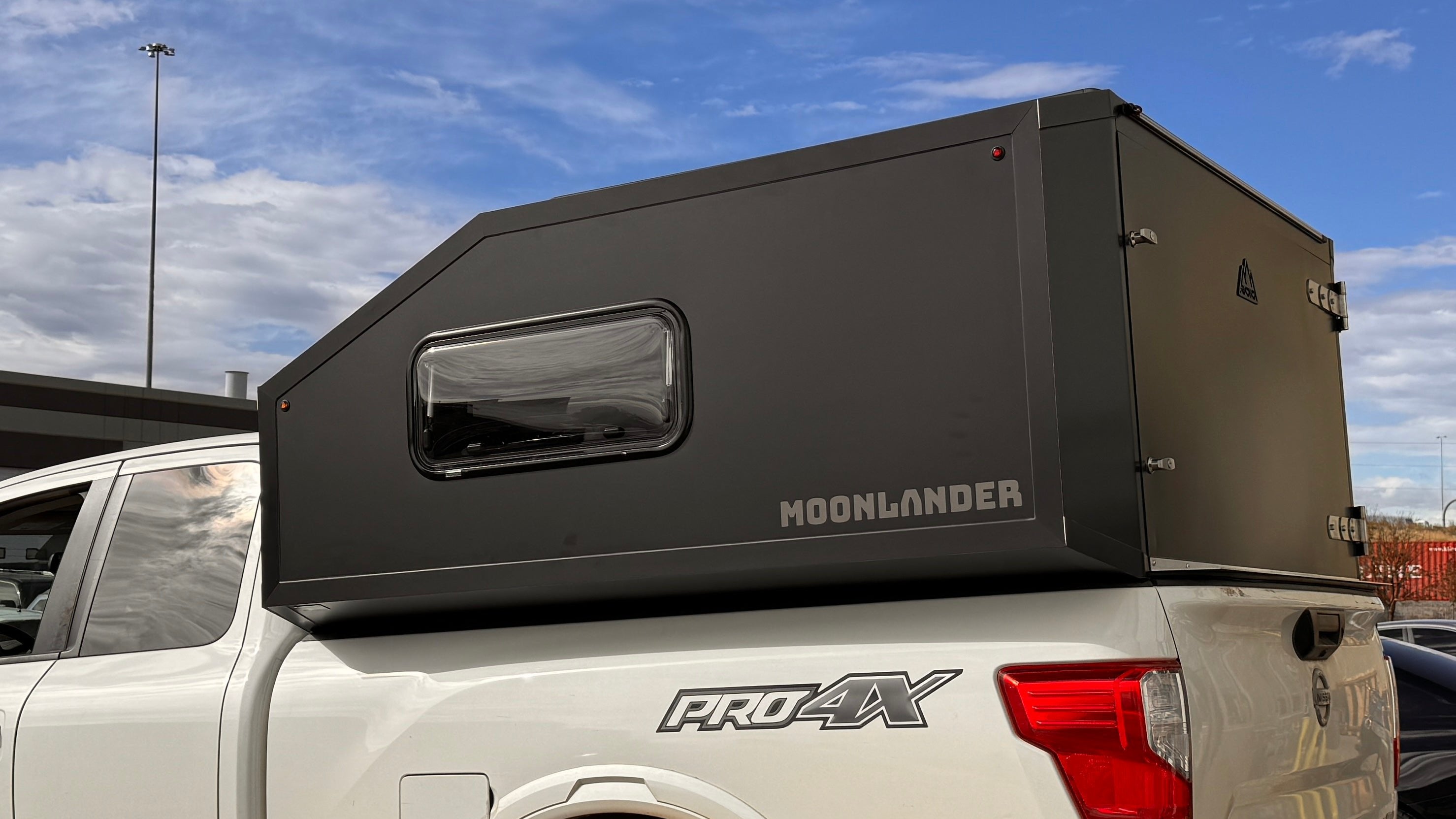 DS Arctic Tern Window 300x700mm