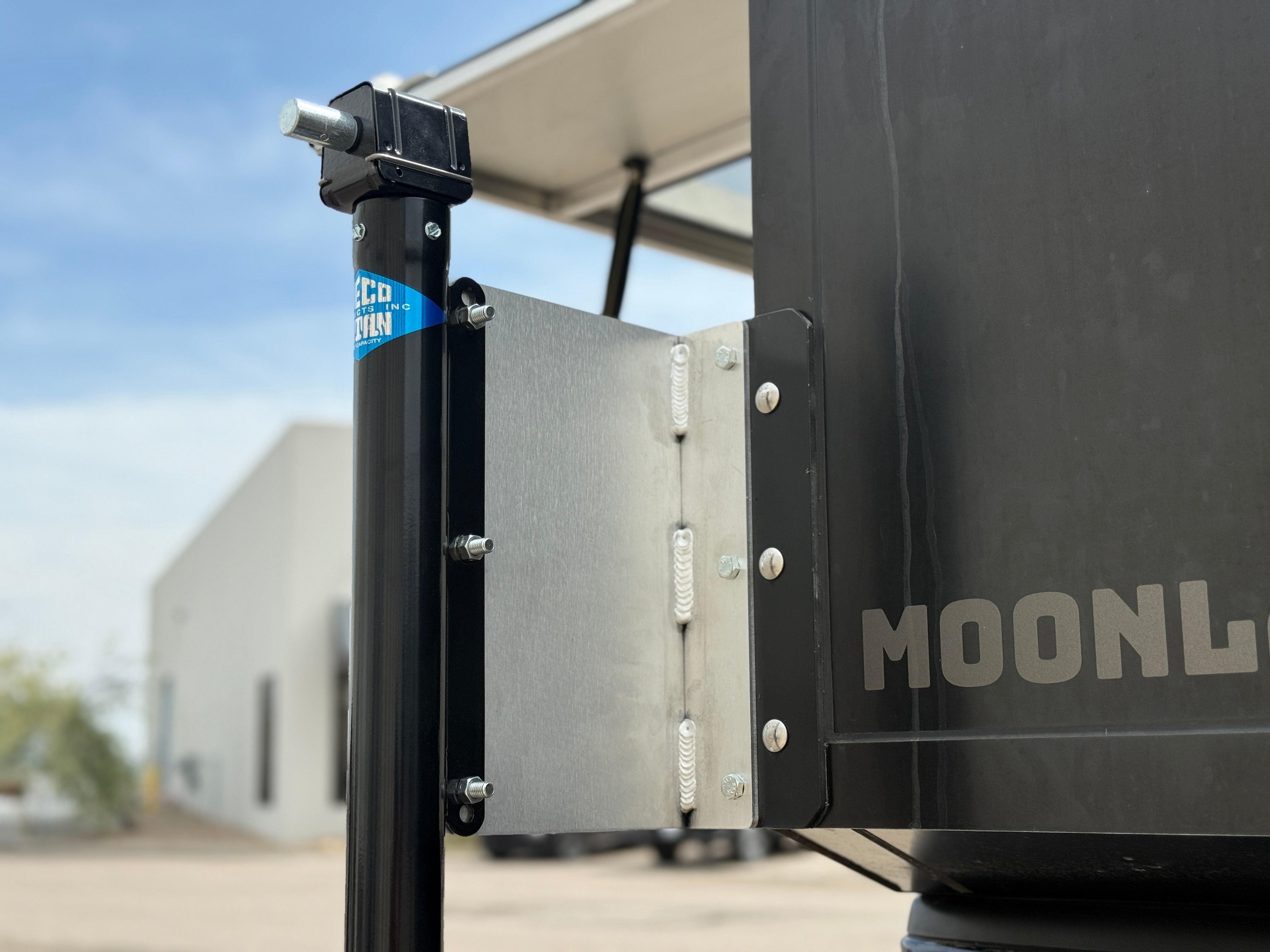 Quick Bolt-On Camper Jacks - Retrofit Kit