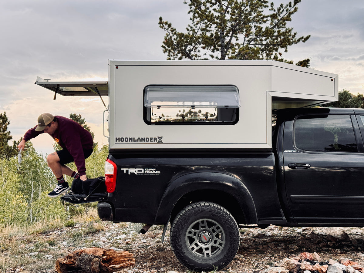 MOONLANDER X - Best Truck Bed Camper